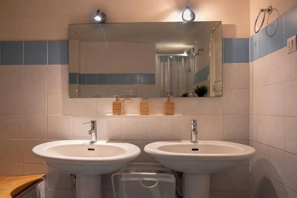 Mitha'S Rooms Catania Italy