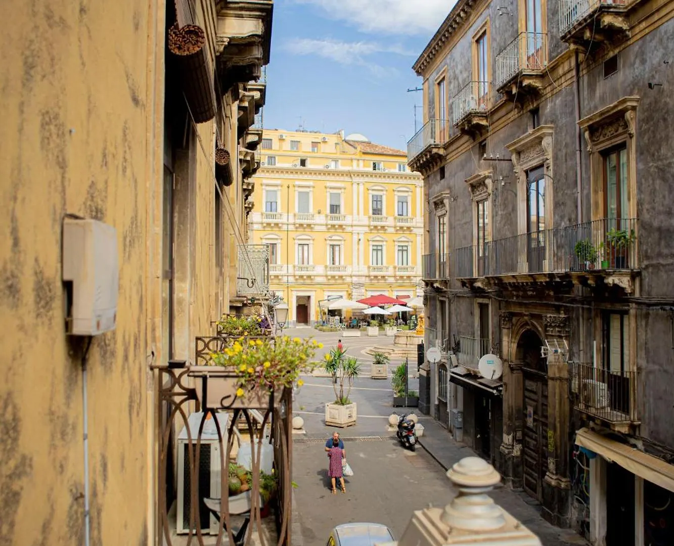 Apartment Mitha'S Rooms Catania Italy