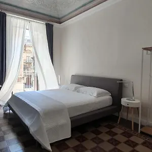 Palazzo Del Verga לינה וארוחת בוקר